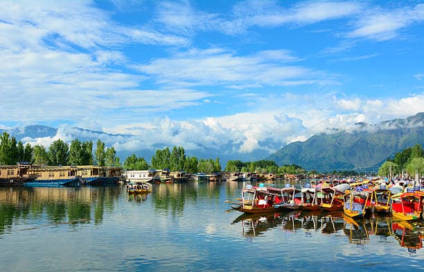 Explore Srinagar