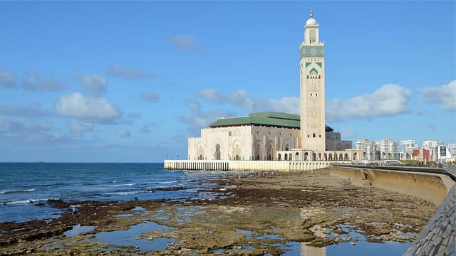 Explore Casablanca